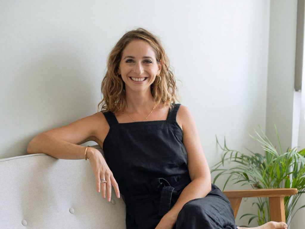 Nitsan Ozer, therapist